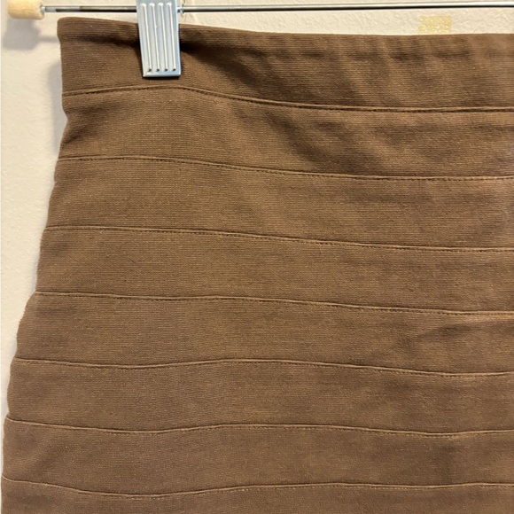 Express Womens Brown Pencil Bandage Skirt Stretch Bodycon High Waist Size 8 - Picture 2 of 7